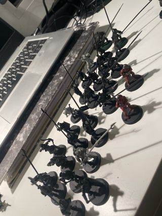 Figuras varias Warhammer El Señor de los Anillos