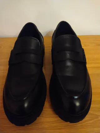 Zapatos de vestir negros para hombre