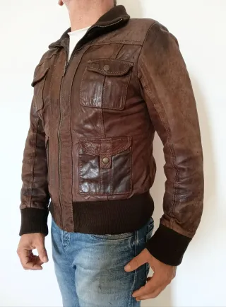 Bomber Cuero Auténtico S/M. Medidas indicadas