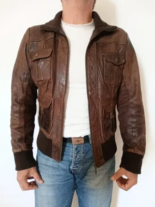 Bomber Cuero Auténtico S/M. Medidas indicadas