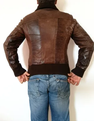 Bomber Cuero Auténtico S/M. Medidas indicadas