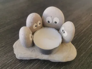 Portacandele in pietra