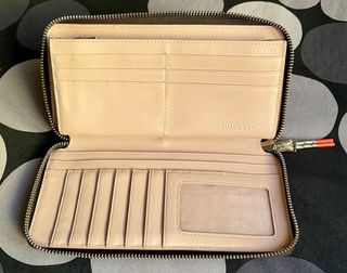 Cartera grande Bimba y Lola negra.