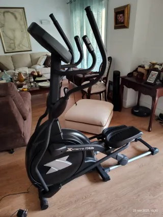 Elíptica XTERRA FS4.0E