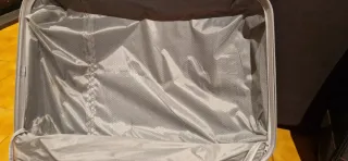 Maleta rígida rosa 104L marca ormi