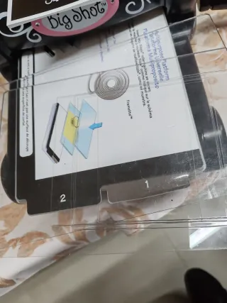 Macchina per scrapbooking e fustelle