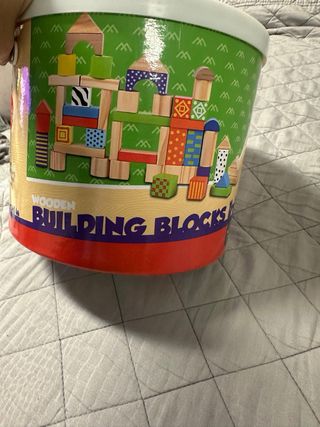 Mattoncini in legno per costruire