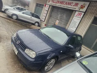 Volkswagen Golf 2003