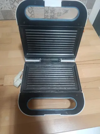 Sandwichera Taurus Phoenix Grill