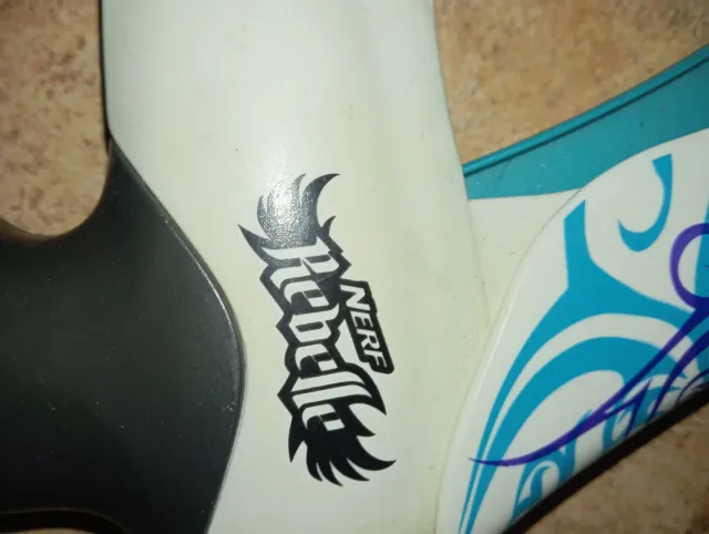 Arco Nerf Rebelle Azul y Blanco