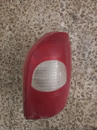 Faro delantero para varios vehículos