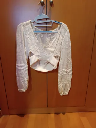 Blusa Crop Top Blanco Manga Larga