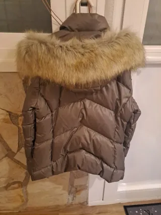 Plumas Calvin Klein Marrón con Capucha