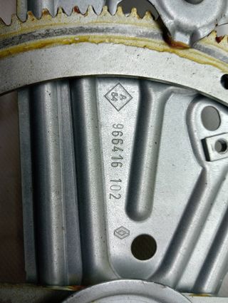 ELEVALUNAS TRASERO IZQUIERDO RENAULT SCENIC III