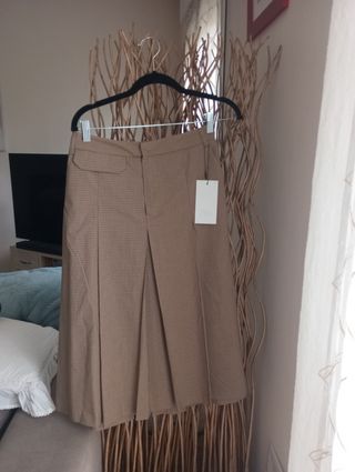 Falda Zara cuadros beige y marrón