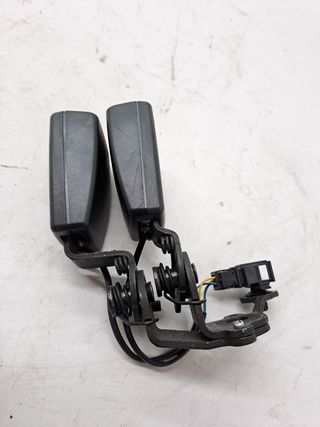 ENGANCHE CINTURON AUDI A3 (8V)