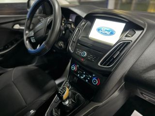 Ford Focus 1.5 TDCi E6 120cv Trend+