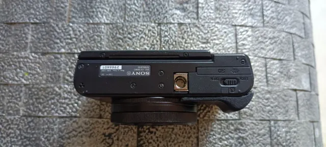 Fotocamera digitale Sony DSC-RX100 M3 nera