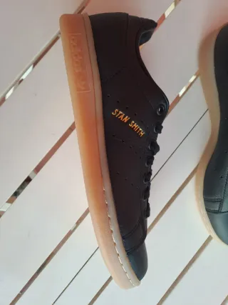 Adidas Stan Smith Negras y Doradas
