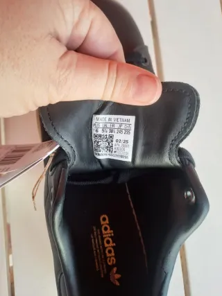 Adidas Stan Smith Negras y Doradas