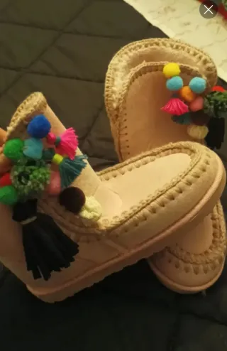 BOTAS NUEVAS ESTILO MOU ESQUIMAL.