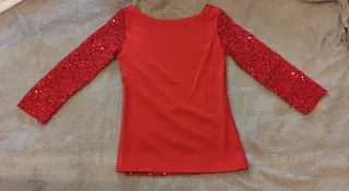 Camiseta roja lentejuelas talla S