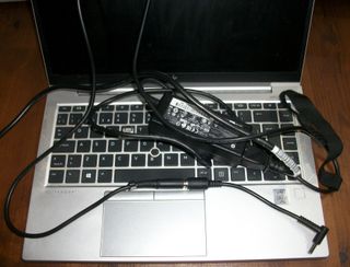 HP Elitebook 840 G7. 8 RAM. 512 SSD. Leer notas.