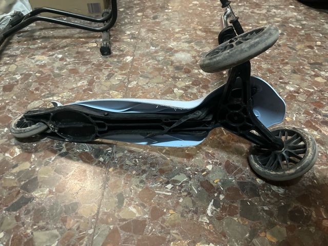 Monopattino per bambini Decathlon a 3 ruote