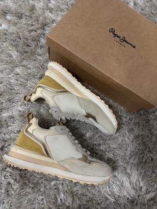 Zapatillas Pepe Jeans beige y dorado