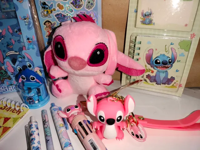 Lote de productos de Stitch