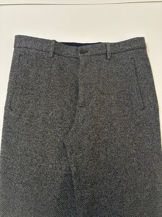 Pantalón de vestir gris jaspeado Zara