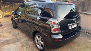 Toyota Corolla 2006, D4D 2.2 177cv 7 plazas