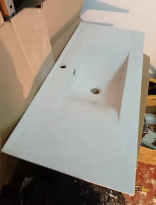 Lavabo de cerámica blanco