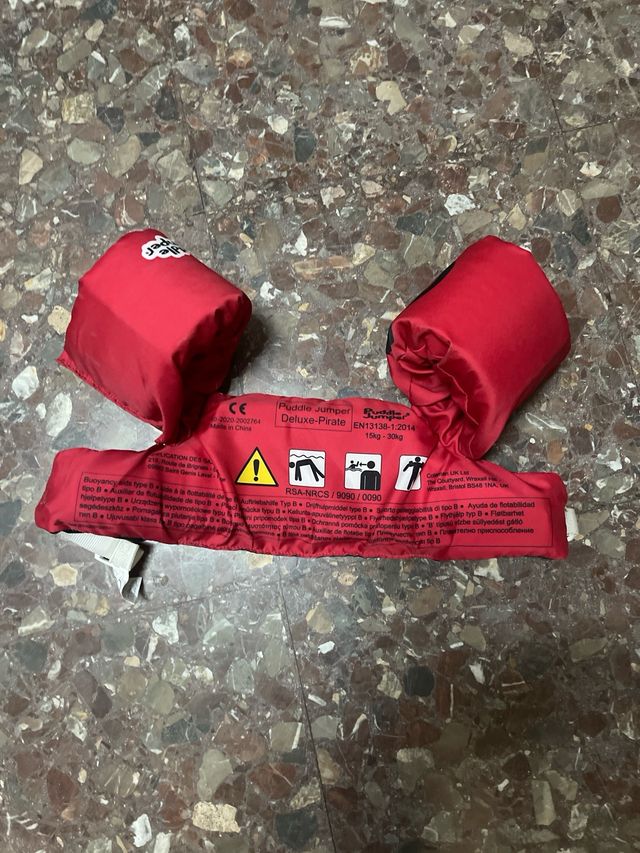 Flotatore con design pirata