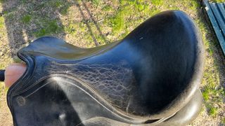 Montura Doma 18' Negra