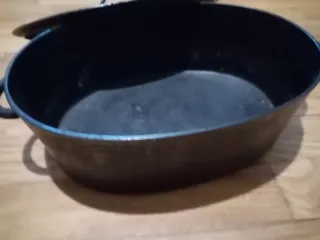 Olla de hierro forjado negra