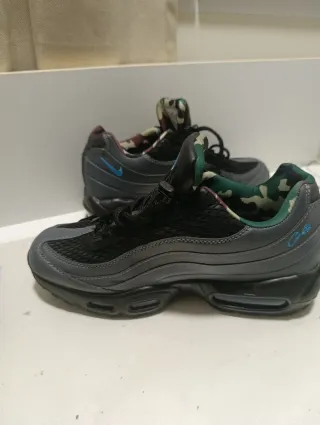 Nike Air Max 95 Gris y Verde