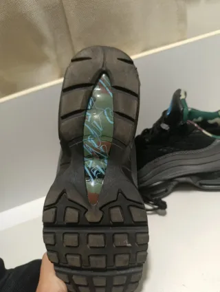 Nike Air Max 95 Gris y Verde