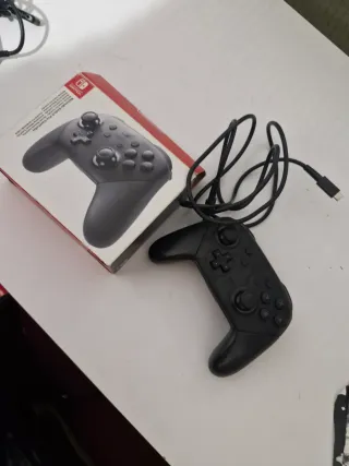 Mando Nintendo Switch Pro