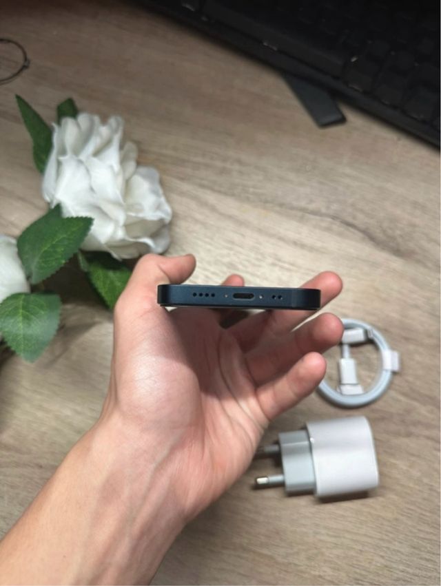 iPhone 13 mini blu mezzanotte