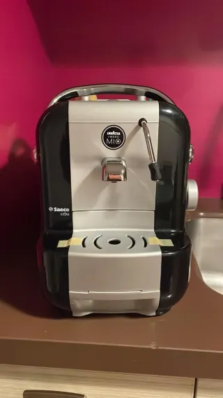 Cafetera Saeco Lavazza A Modo Mio Extra