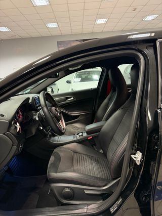 Mercedes-Benz Clase A250 AMG SPORT