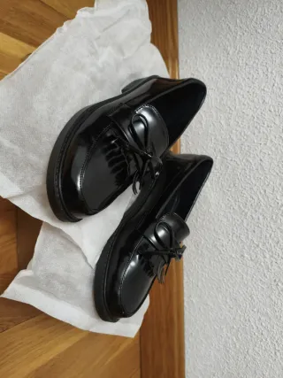 Mocasines negros nuevos