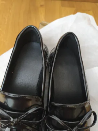 Mocasines negros nuevos