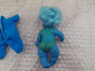 muñeca barriguitas astro, estrella de famosa , azu