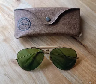 Gafas de sol Ray-Ban B&L de oro 10k