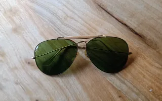 Gafas de sol Ray-Ban B&L de oro 10k