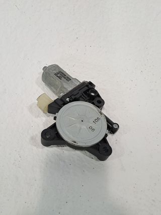 MOTOR ELEVALUNAS DELANTERO DERECHO KIA RIO (YB)