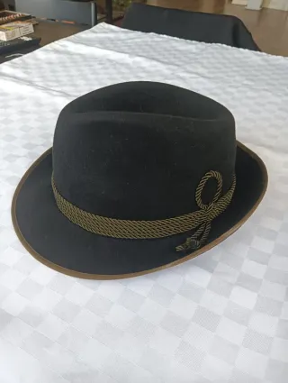 Cappello Mathias Hutter donna nero