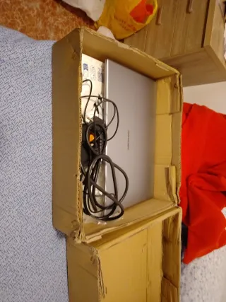 Portátil Medion  ryzen 5 listo para usar